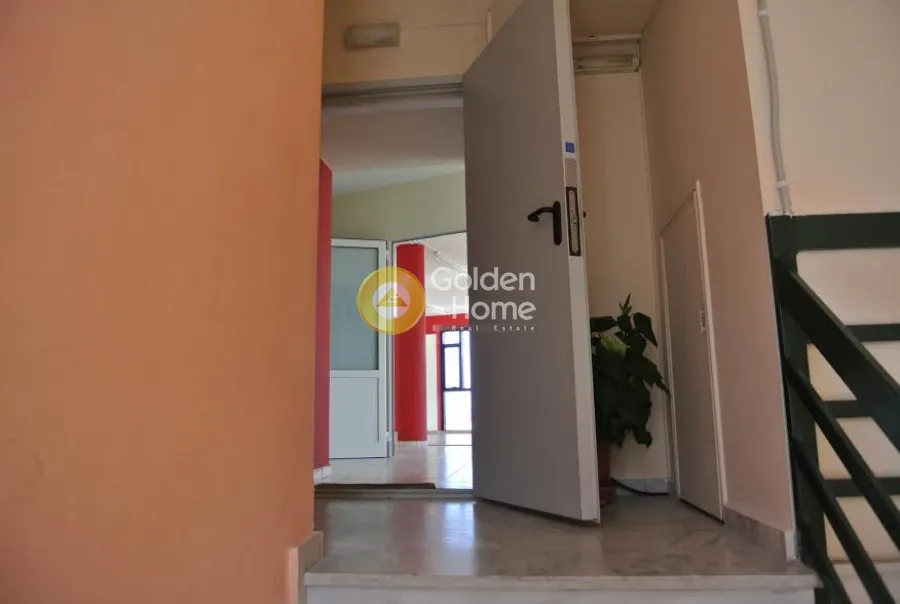 Ingresso - Office Space with Storage in Aegio Centre