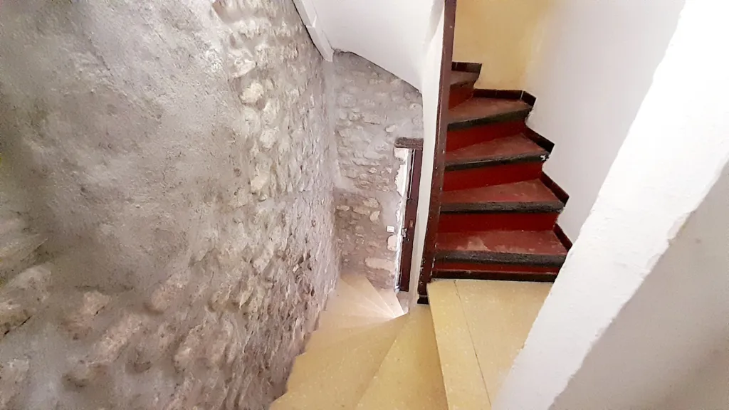 Rooms - Two-Appartment House in Apt with Balcony