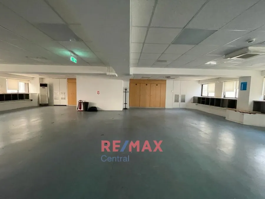 Pièces - Office for Rent with Sea View in Kallithea