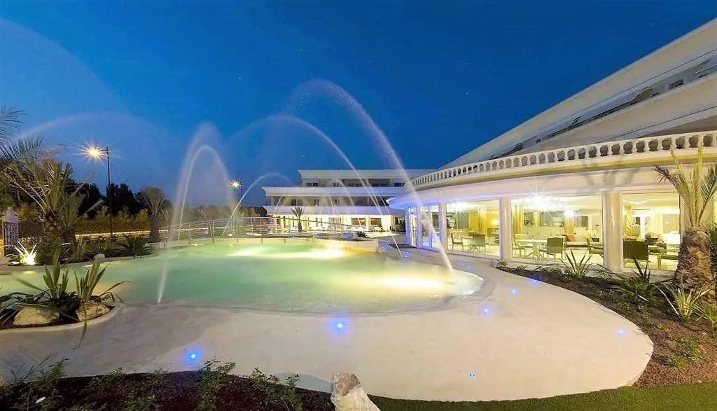 Triplex with Pool Terrace in Desenzano del Garda