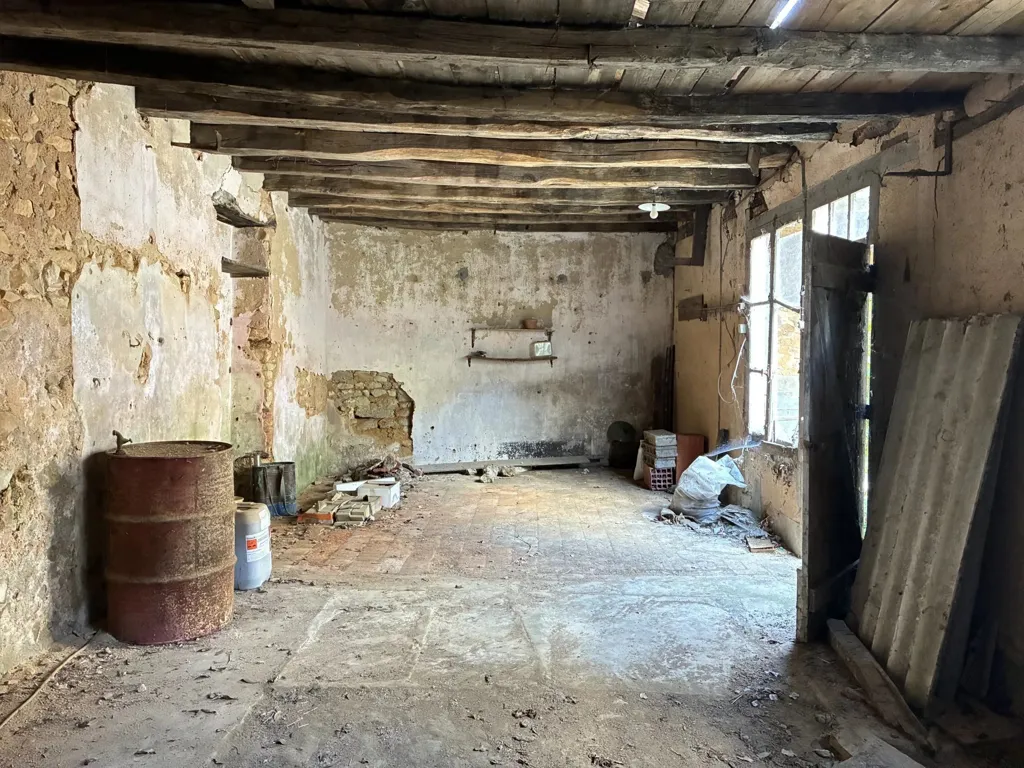 Rooms - Renovated Town House with Courtyard in Montmorillon
