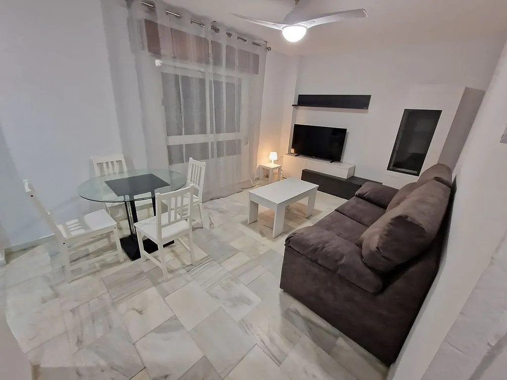 Elutuba - 1-Bedroom Flat with Pool in Gójar