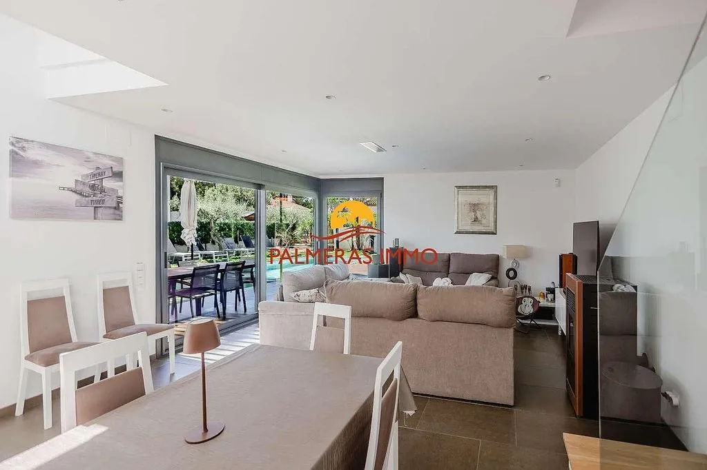 Séjour - Chalet with Pool and Terrace in Les Tres Cales