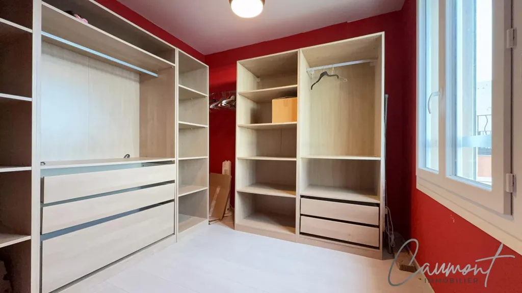 4-toaline maja asukohas Le Havre