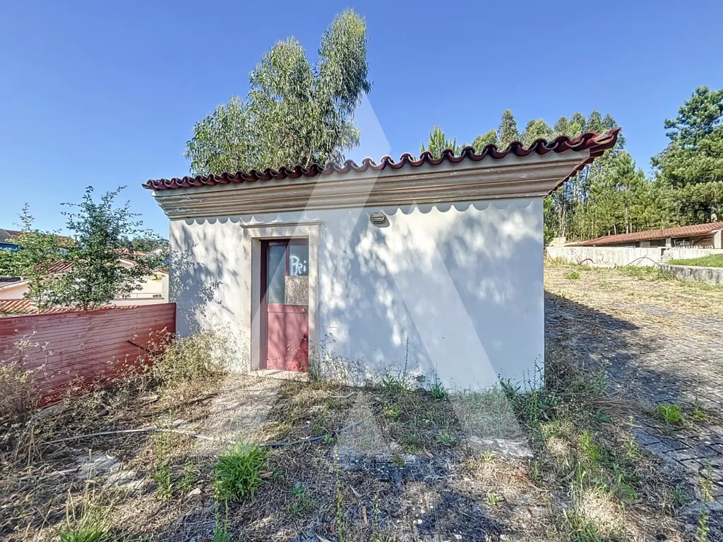 Exterior - Isolated House with Indoor Pool in Pombal