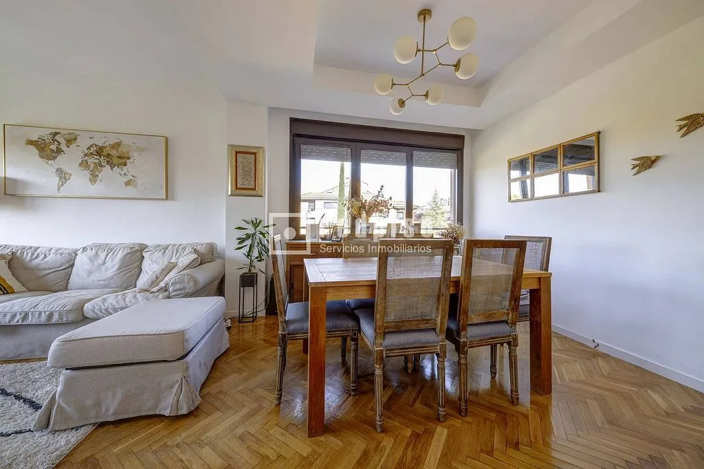 Living Room - Duplex with Pool and Terrace in Boadilla del Monte