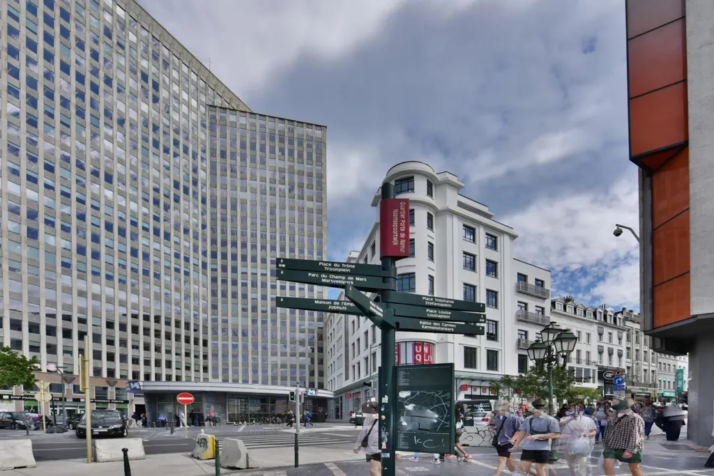Välivaade - Unfurnished Duplex with Mezzanine in Ixelles