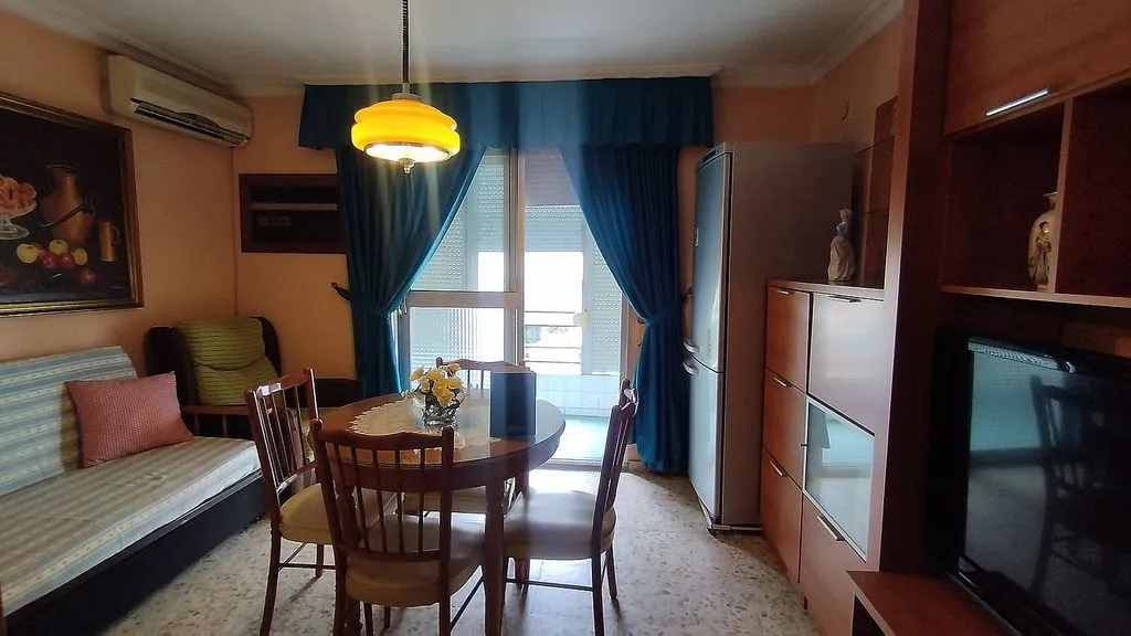 Salle à manger - Apartment with Terrace in Parque Alcosa