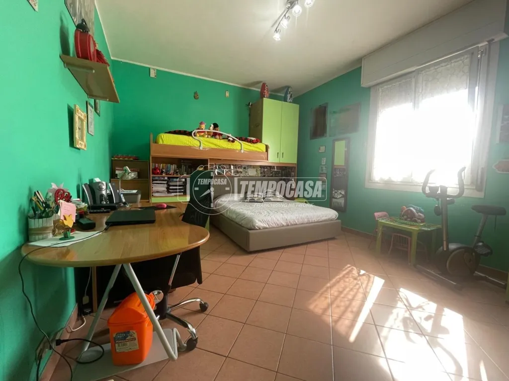 Chambres - Apartment with Balcony in Modena