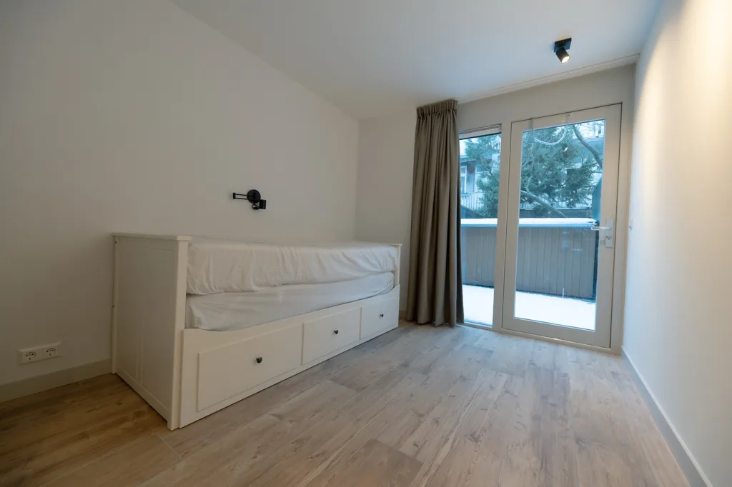 Magamistoad - Modernised Ground Floor Flat with Garden in Amsterdam-Zuid