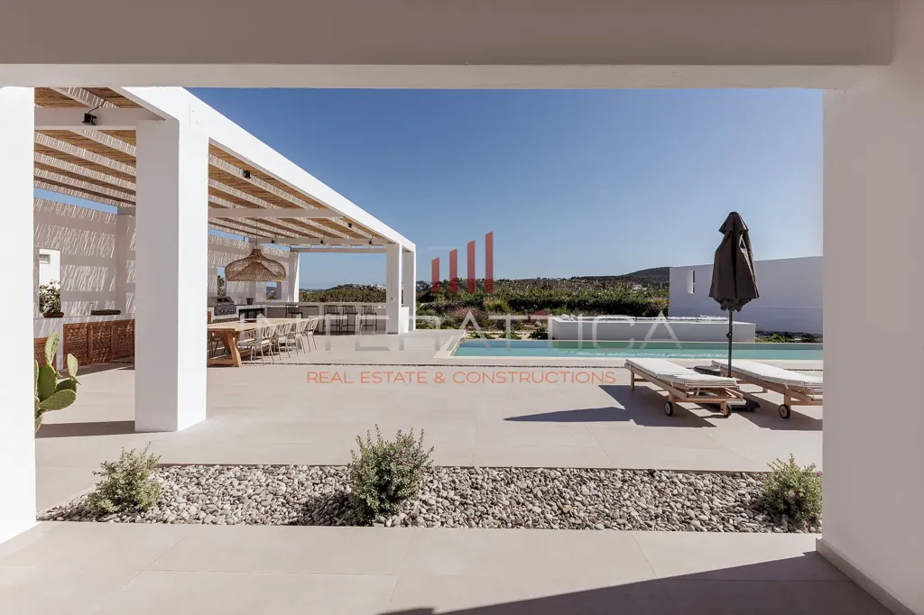 Bassein - Contemporary Villa with Sea View in Paros