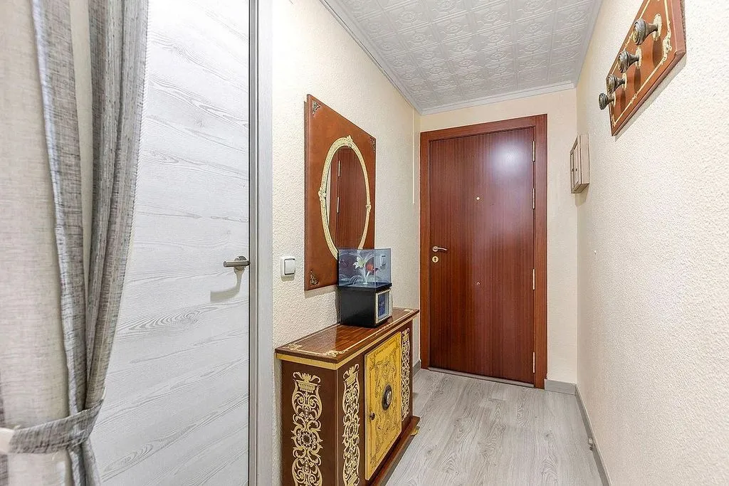 Hallway - 3-Bed Apartment with Terrace in El Acequión