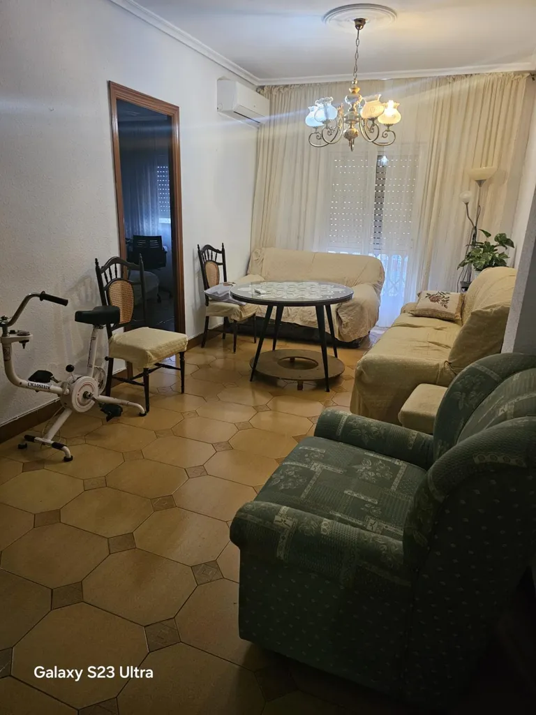 Séjour - Apartment with Balcony in Renfe Area