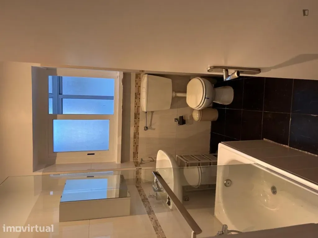 Salles de bain - Double Room in Sete Rios, Lisbon