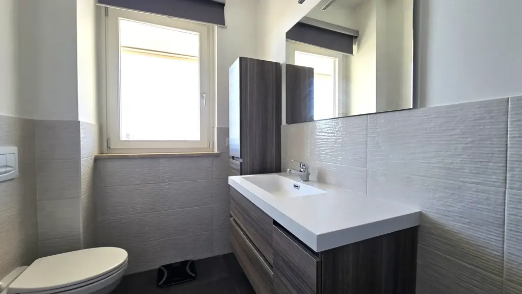 Bagni - Appartamento con terrazzo panoramico a Roma