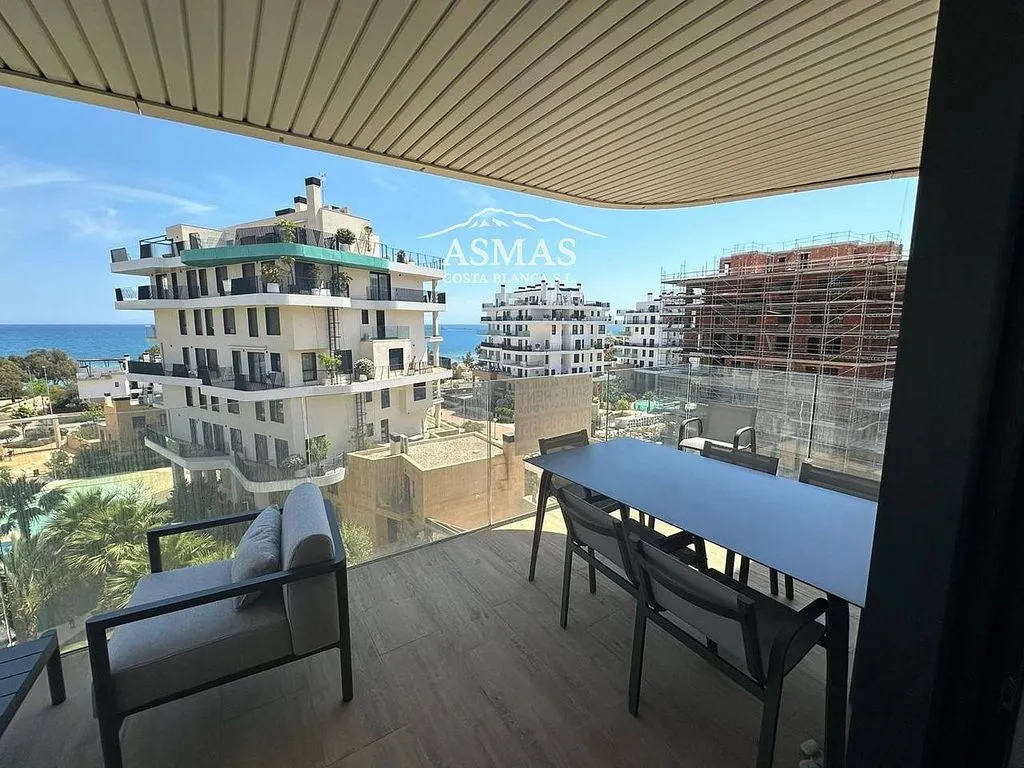 Rõdu - Seafront Apartment with Pool in Villajoyosa