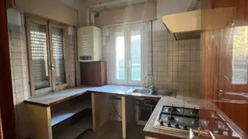 Köök - Apartment with Private Garden on Viale Risorgimento