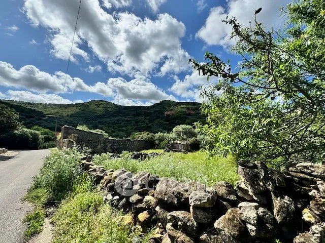 Aed - Rustic Farmhouse with Private Garden in Modolo