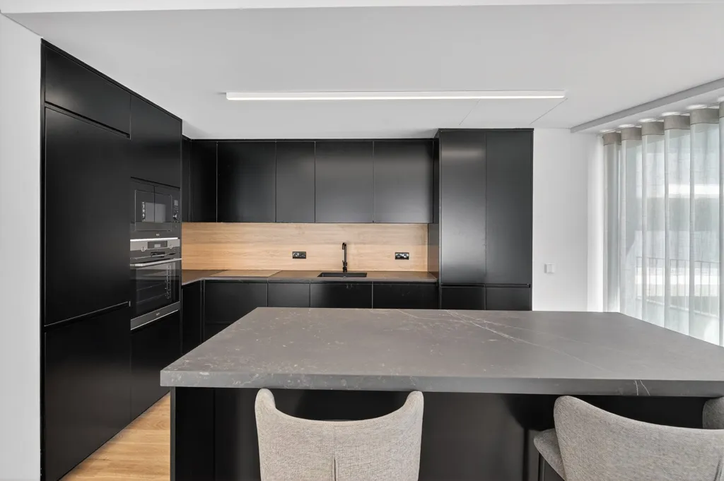 Cuisine - Luxury Flat with Rooftop in Campo Grande, Lisbon