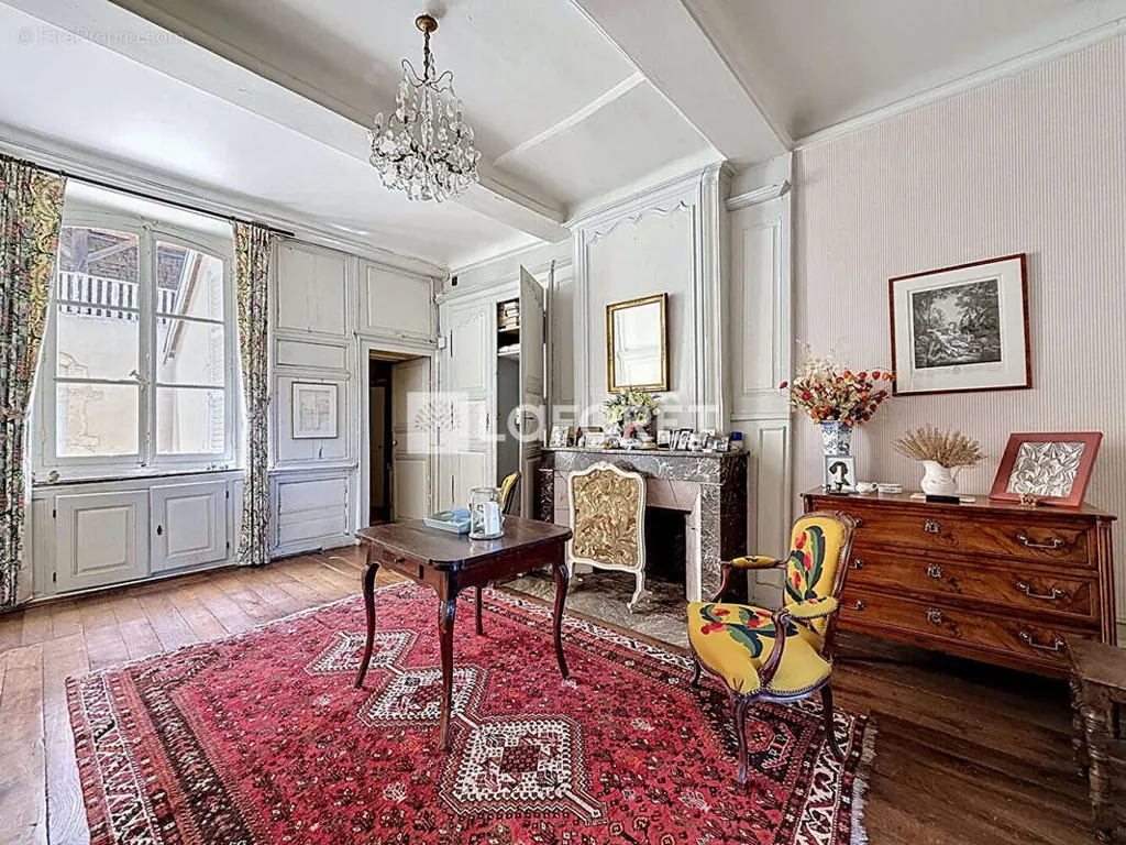 Elutuba - Historic Manor with Garden in Bourmont