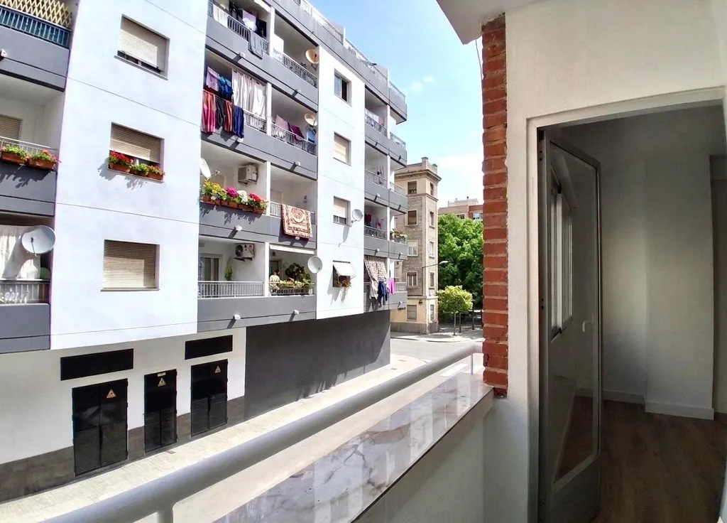 Balcon - Reform Apartment with Balcony in Torrevieja