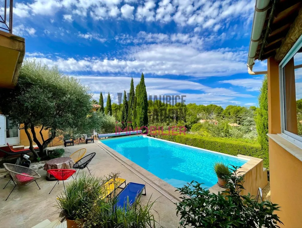 Piscine - Maison avec Piscine et Vue Panoramique à Pernes-les-Fontaines