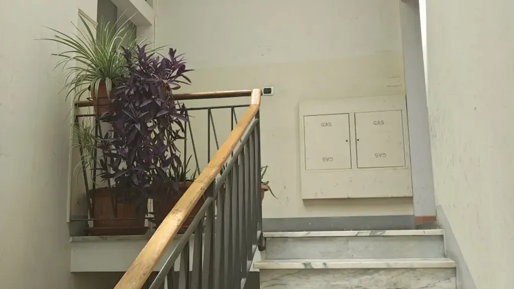 Toad - Restored 2-Bedroom Flat with Balcony in Florence