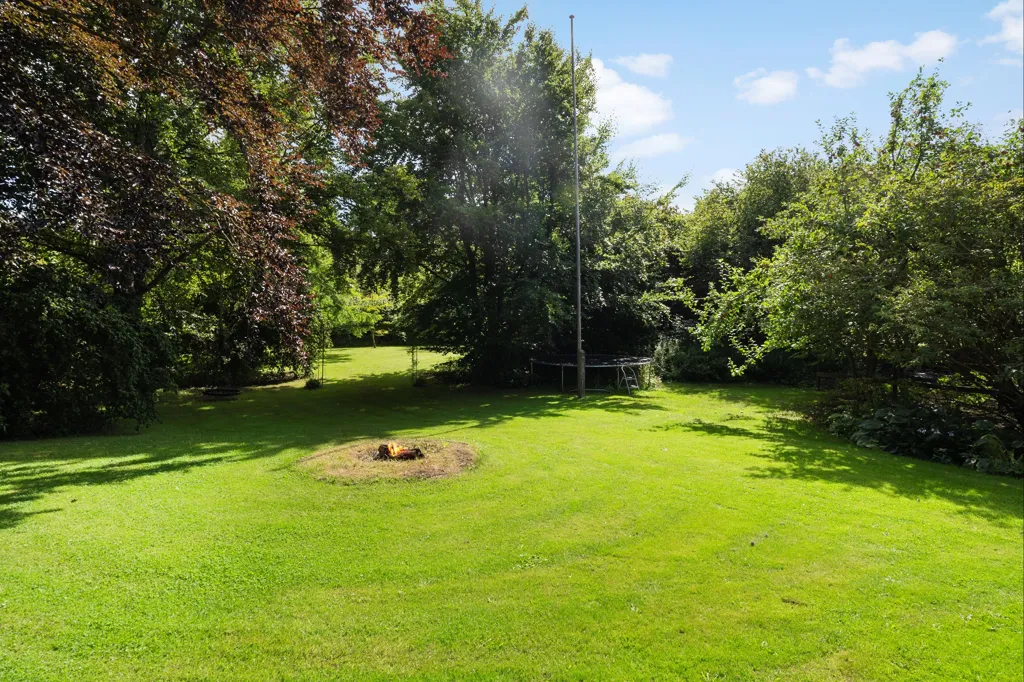 Jardin - Maison 5 pièces à Kværndrup