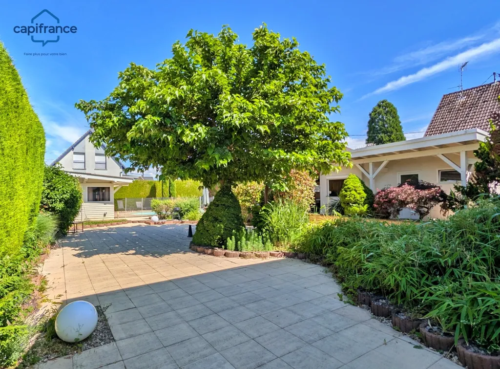 Giardino - Family House with Pool in Blotzheim