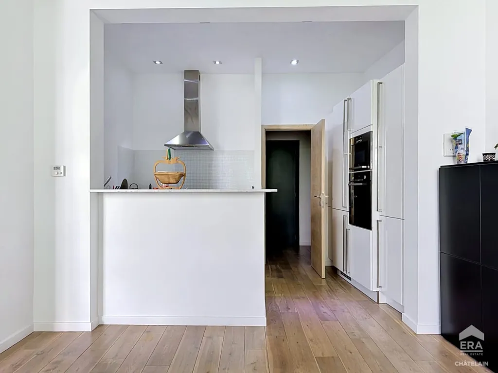 Cuisine - Appartement Meublé 2 Chambres dans le Quartier Dansaert à Bruxelles