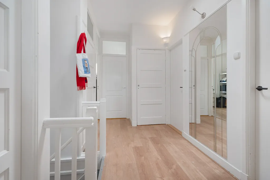 Ingresso - Charming Upper Flat with Balcony in The Hague