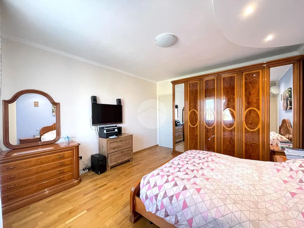 Chambres - Renovated Apartment with Mountain View in Brescia