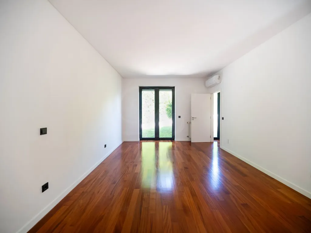 Rooms - Villa with Pool and Mountain Views in Sintra