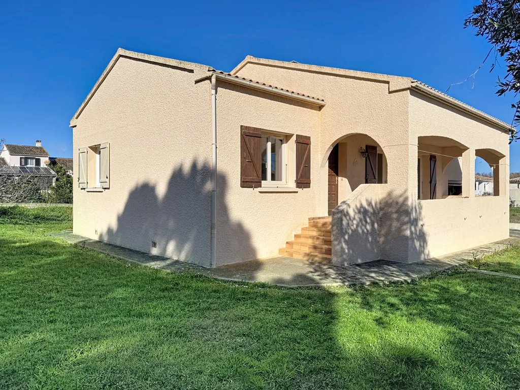 Extérieur - Maison de Plain-Pied avec Terrain Piscinable à Solaro