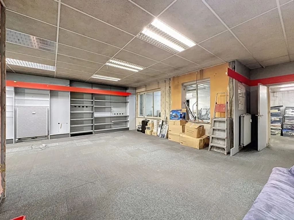 Office - Loft with Courtyard in Jambes Centre