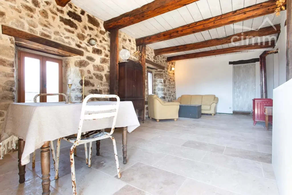 Salle à manger - Maison en pierre avec vue panoramique à Saint-Andéol-de-Vals