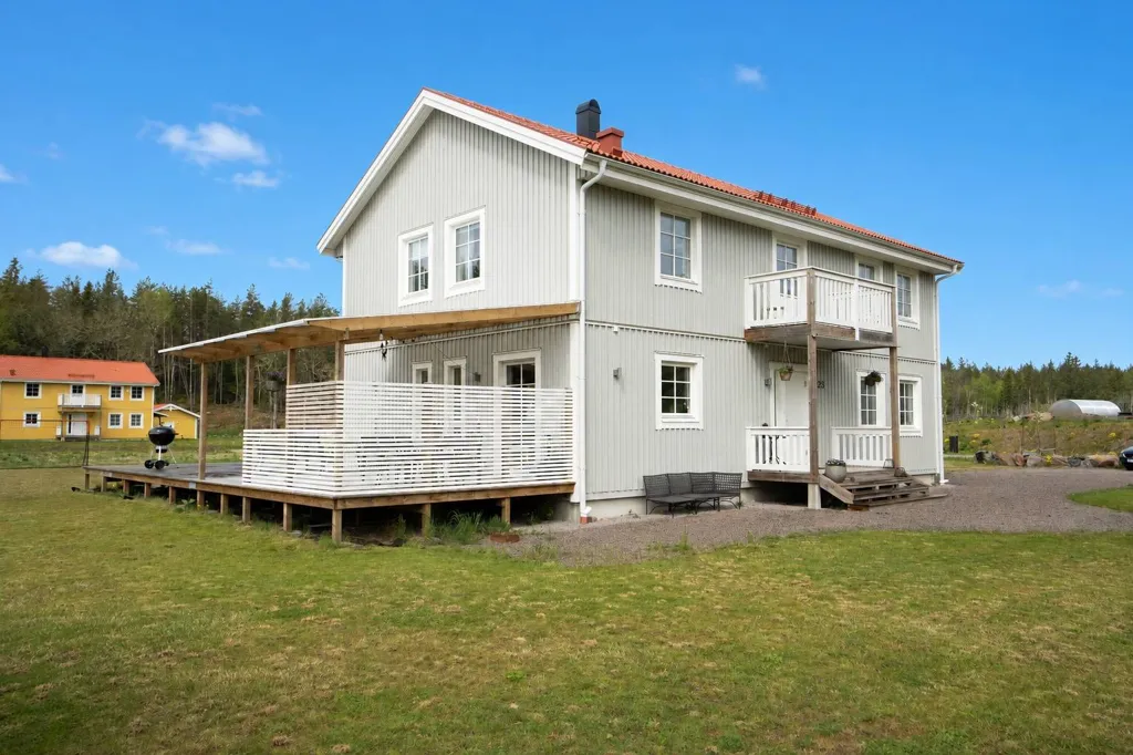 Välivaade - Modern Villa with Garden in Uls-Väsby