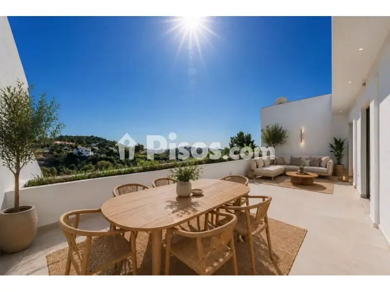 Terrass - Reformed Apartment with Sea View in Marbella