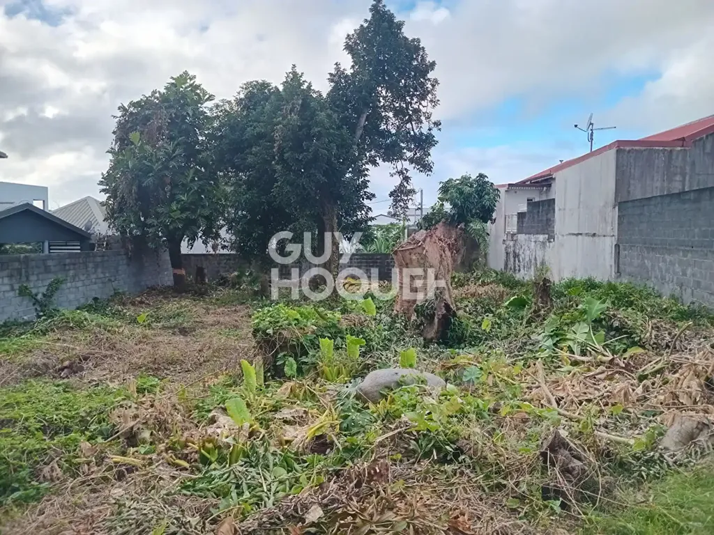 Aed - Buildable Plot with Garden in Saint André