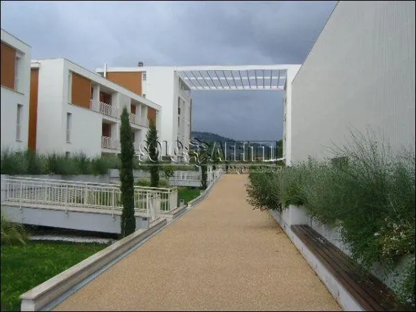 Välivaade - Trilocale with Garden in Careggi