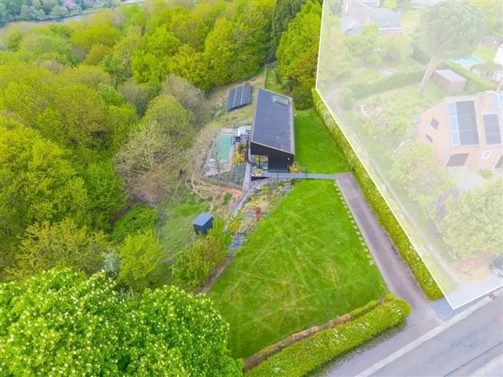 Õhuvaade - Contemporary Villa with Pool in Argenteau