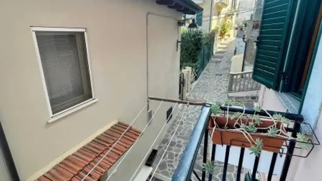 Balcon - Rustic-Style Flat with Balcony in Atessa