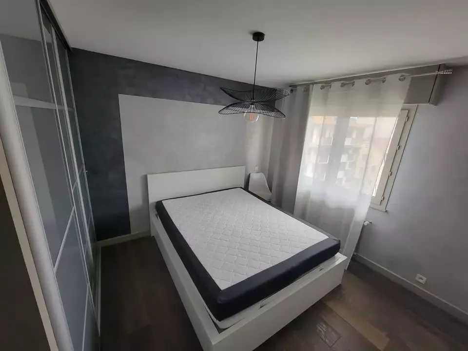 Chambres - Appartement T3 bis avec Balcon en Hyper Centre Annemasse