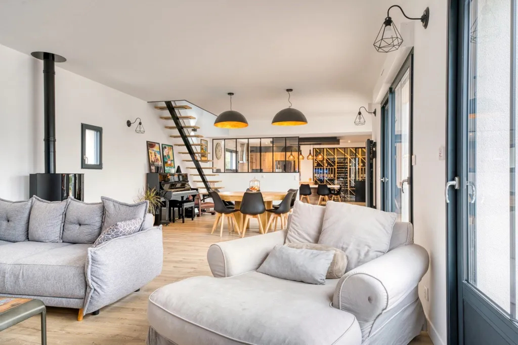Living Room - Modern Villa with Ocean View in Saint-Palais-sur-Mer