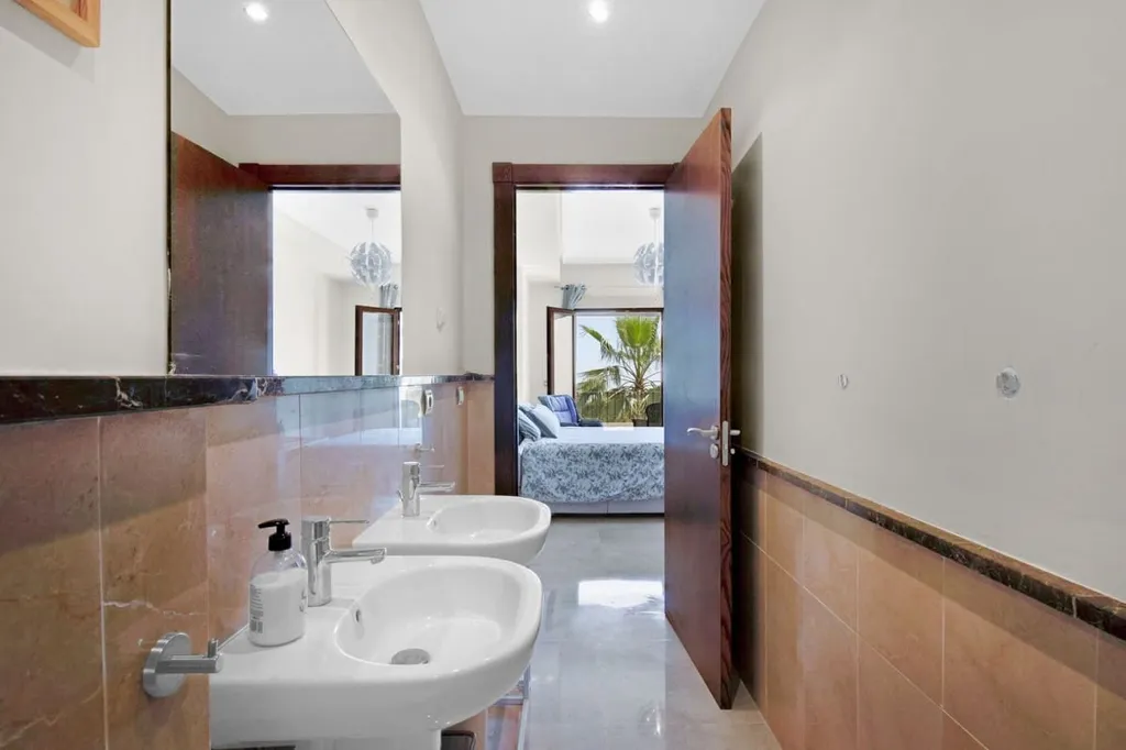 Vannitoad - Andalucian Villa with Pool in Benahavís