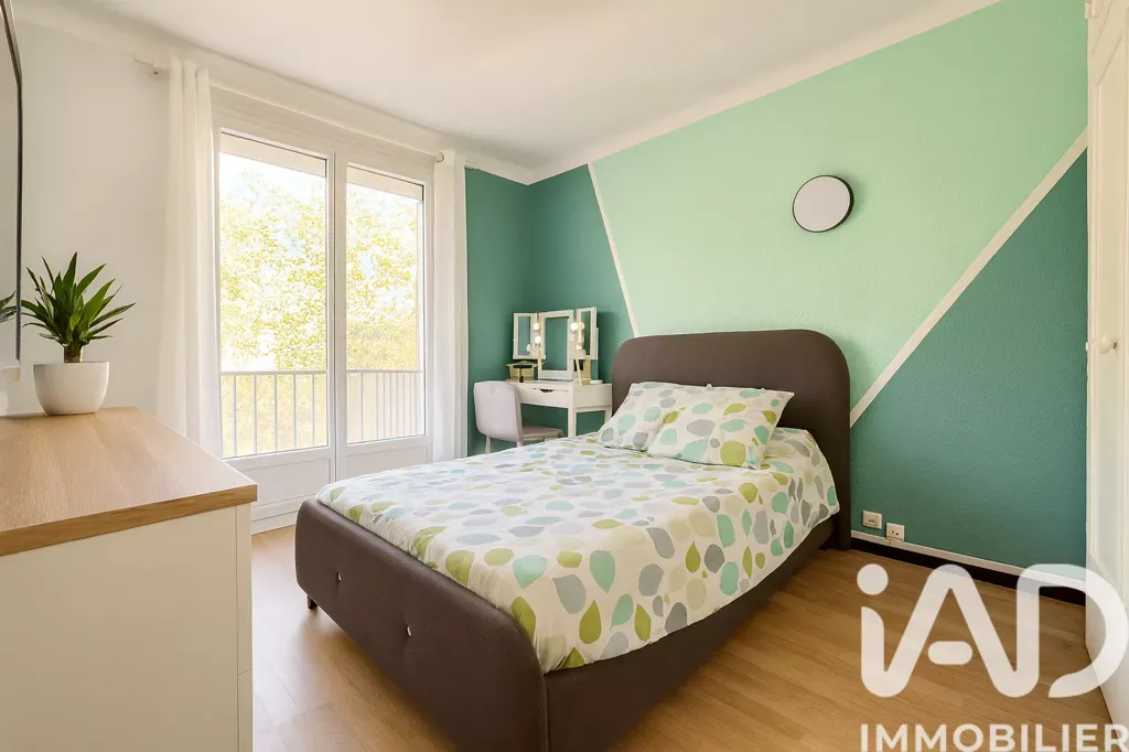 Bedrooms - Traversant Apartment with Balcony in Perpignan