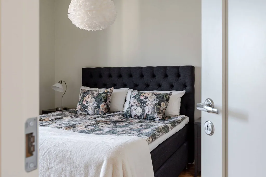 Magamistoad - Apartment with Large Balcony in Östermalm