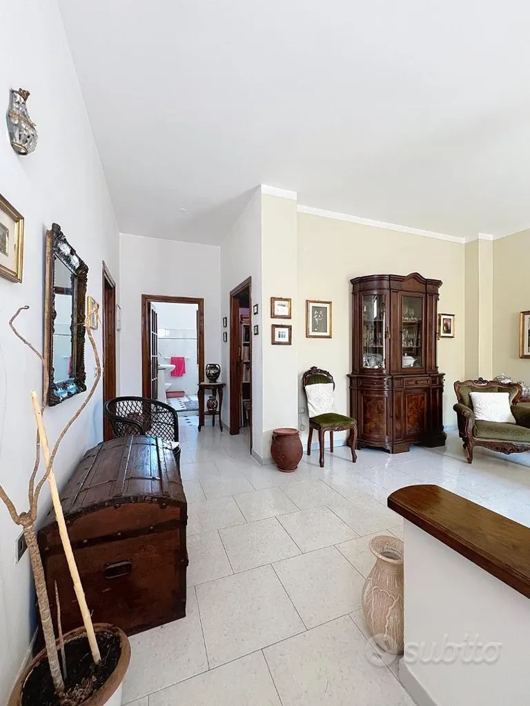 Esik - Spacious Apartment with Terraces in Sorso
