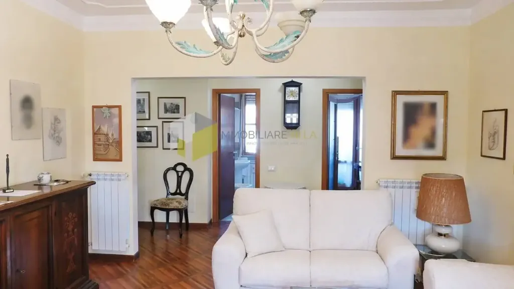 Séjour - Bright Apartment with Sea View in Pisa