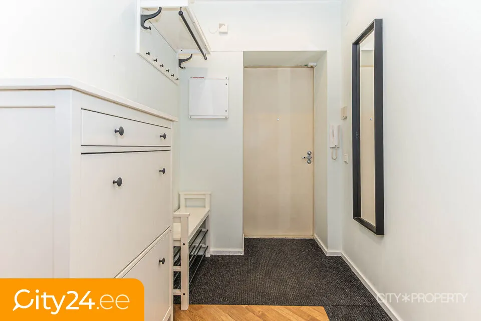 Esik - Character Apartment with Balcony in Tallinn City Centre